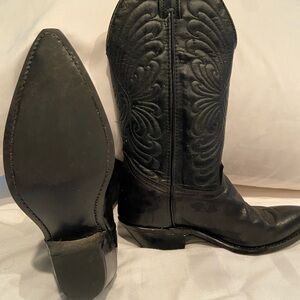Black womens Laredo Cowboy Boots